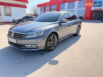 Авто Volkswagen Passat 2016 № 8567538