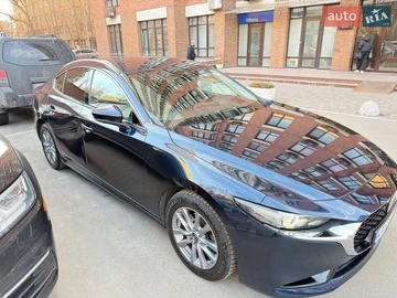 Авто Mazda 3 2021 № 8567762