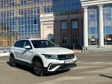 Авто Volkswagen Tiguan 2022 № 8567813