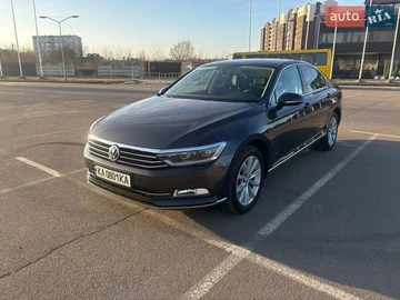 Авто Volkswagen Passat 2018 № 8567824