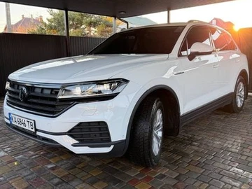 Авто Volkswagen Touareg 2019 № 8567853