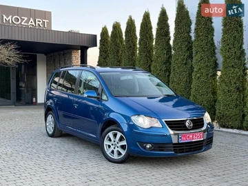 Авто Volkswagen Touran 2008 № 8568272