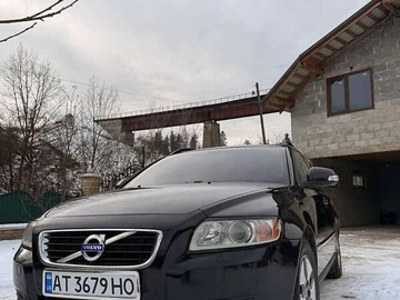 Авто Volvo V50 2010 № 8568274