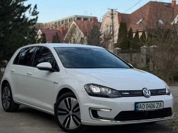 Авто Volkswagen E-Golf 2015 № 8568510
