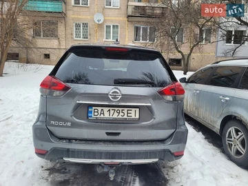 Авто Nissan Rogue 2017 № 8568573