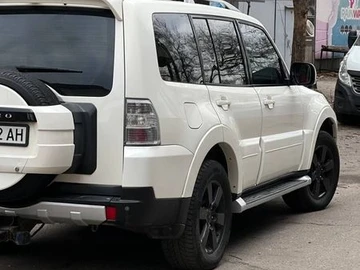 Авто Mitsubishi Pajero 2009 № 8568877