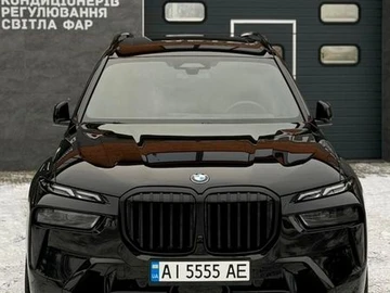 Авто BMW X7 2024 № 8568940