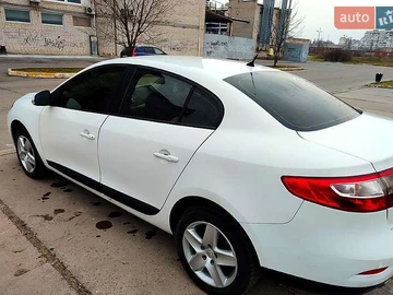 Авто Renault Fluence 2015 № 8569171