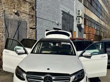Авто Mercedes Glc-Class 2018 № 8569311