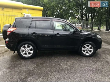 Авто Toyota Rav4 2011 № 8570204