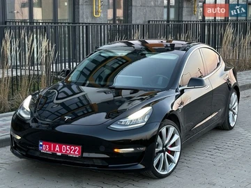 Авто Tesla Model 3 2018 № 8570341