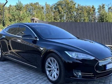 Авто Tesla Model S 2014 № 8570352