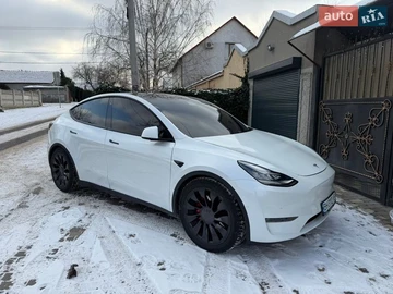 Авто Tesla Model Y 2020 № 8570606