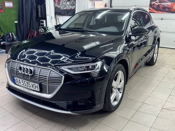 Авто Audi E-Tron 2020 № 8570619