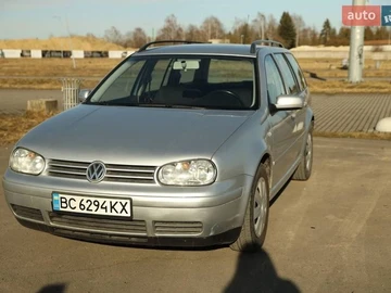 Авто Volkswagen Golf 2004 № 8570801