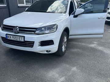 Авто Volkswagen Touareg 2012 № 8571558