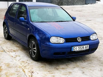 Авто Volkswagen Golf 2000 № 8571754