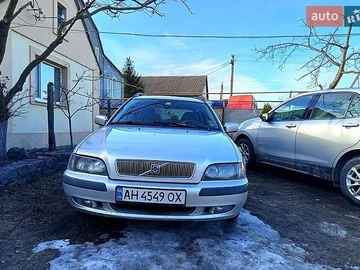 Авто Volvo V40 2002 № 8571757