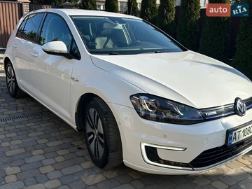 Авто Volkswagen E-Golf 2015 № 8571976