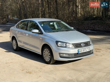 Авто Volkswagen Polo 2018 № 8572005