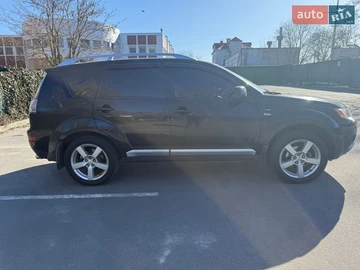 Авто Mitsubishi Outlander Xl 2007 № 8572021