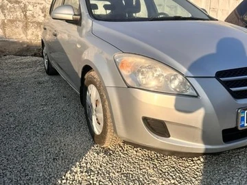 Авто KIA Ceed 2008 № 8572202