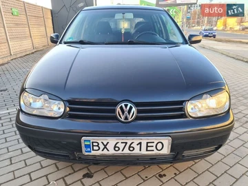Авто Volkswagen Golf 2000 № 8572230