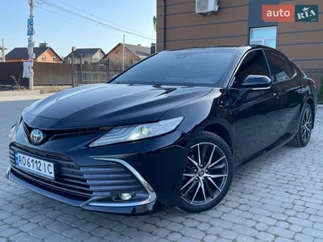 Авто Toyota Camry 2023 № 8572432
