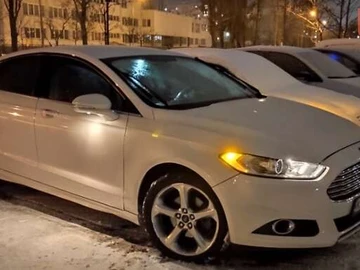 Авто Ford Fusion 2013 № 8572451