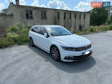 Авто Volkswagen Passat 2017 № 8572520