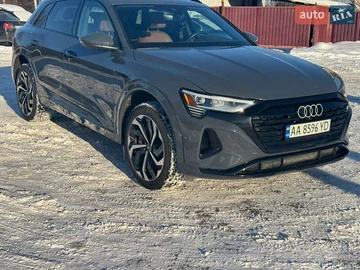 Авто Audi Q8 E-Tron 2023 № 8572637