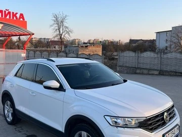 Авто Volkswagen T-Roc 2019 № 8572836