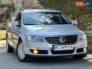 Авто Volkswagen Passat 2010 № 8573365