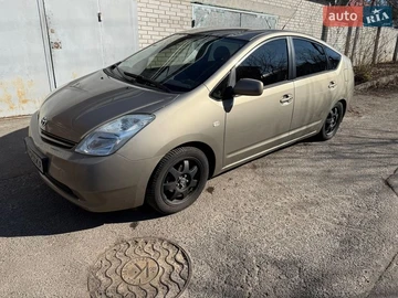 Авто Toyota Prius 2005 № 8573377