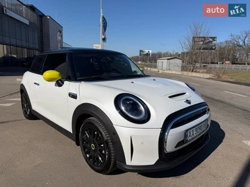 Авто MINI Cooper 2023 № 8573484