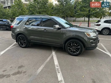 Авто Ford Explorer 2019 № 8573485
