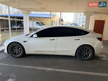 Авто Tesla Model 3 2021 № 8573494