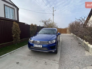 Авто Volkswagen Touareg 2015 № 8573605