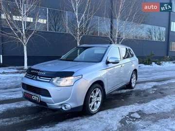 Авто Mitsubishi Outlander 2013 № 8573905