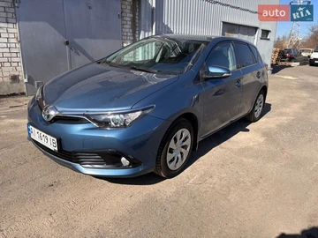 Авто Toyota Auris 2016 № 8573907