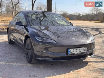 Авто Tesla Model 3 2024 № 8574168