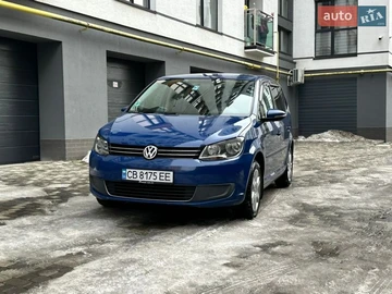 Авто Volkswagen Touran 2011 № 8574556