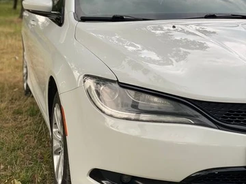 Авто Chrysler 200 2015 № 8574609
