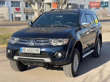 Авто Mitsubishi Pajero Sport 2013 № 8574642