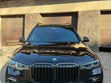 Авто BMW X7 2022 № 8574945