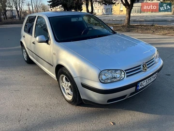 Авто Volkswagen Golf 2000 № 8575151