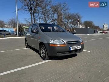 Авто Chevrolet Aveo 2005 № 8575183