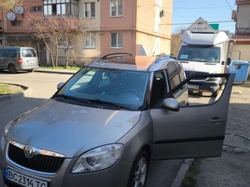 Авто Skoda Roomster 2008 № 8575245