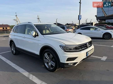 Авто Volkswagen Tiguan 2018 № 8575840