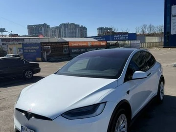 Авто Tesla Model X 2020 № 8575893